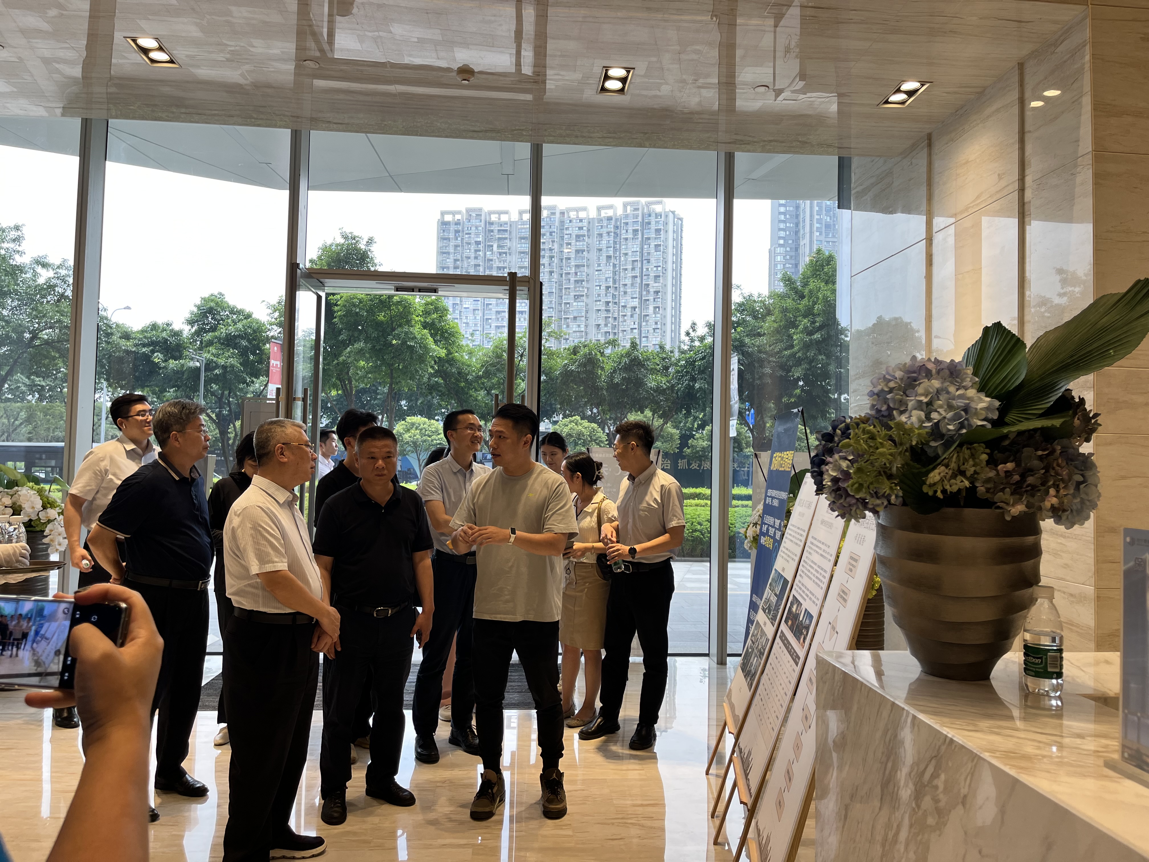 1687935666326057102.jpg 1687935666326057102.jpg